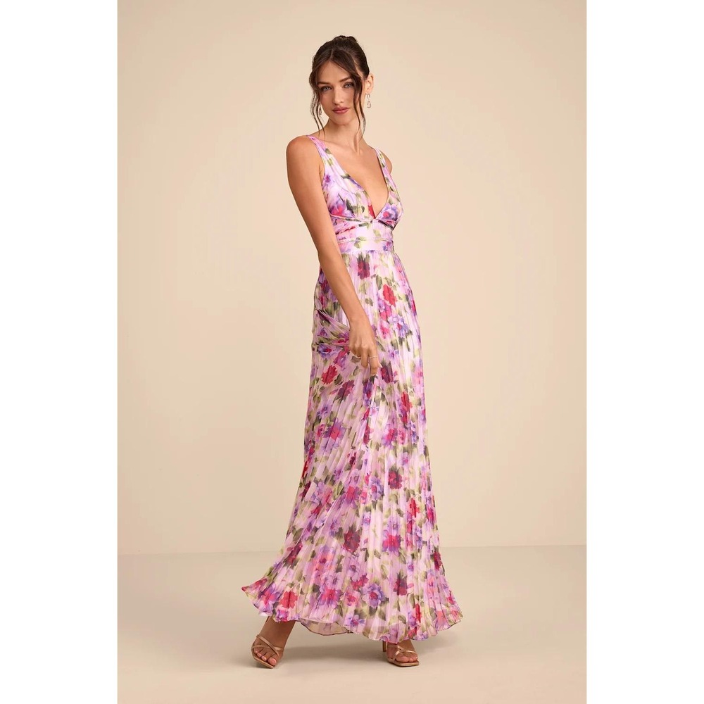 Lulu's Pink Floral Pleated Maxi Dress
